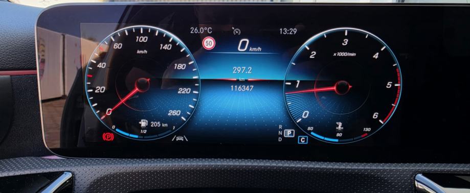 Mercedes-Benz A180d *AMG* PANORAMA,VIRTUAL,KAM,AMBI,JAMSTVO,REG 12/26, fotografija 16