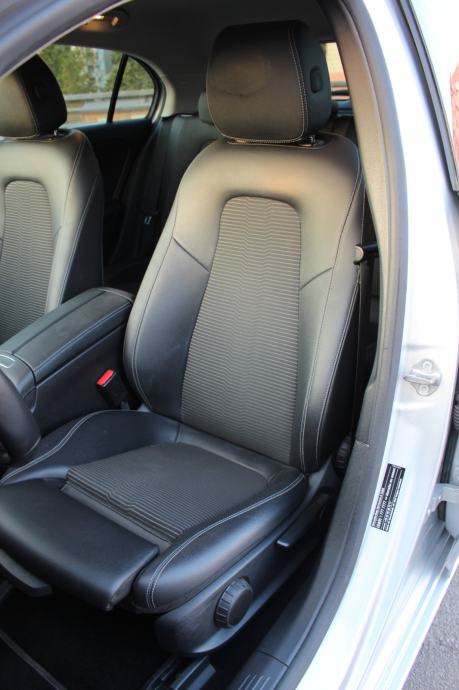 Mercedes Benz A200d Progressive•Virtual Cockpit•Gr.sjedala•MBUX•Senzor, fotografija 18