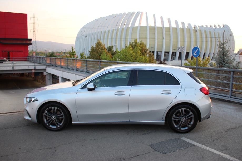 Mercedes Benz A200d Progressive•Virtual Cockpit•Gr.sjedala•MBUX•Senzor, fotografija 6