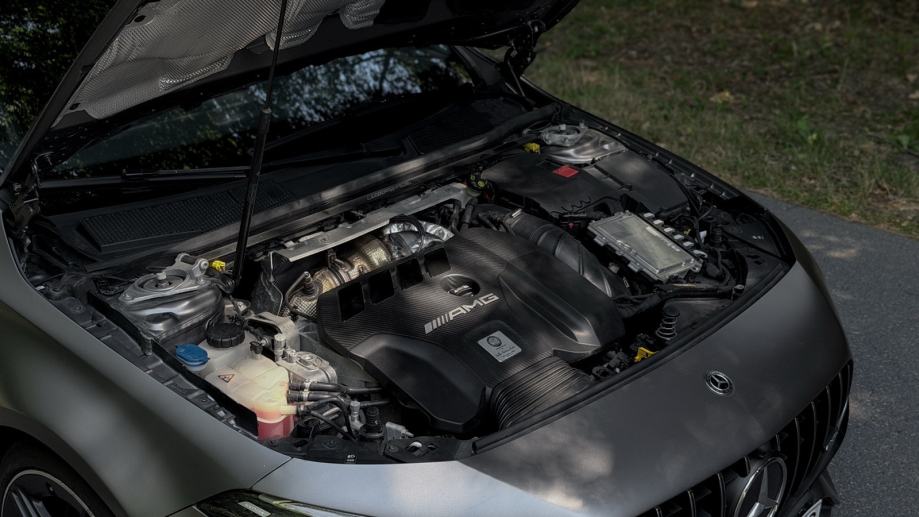 Mercedes-Benz A45 AMG 4MATIC+, fotografija 4