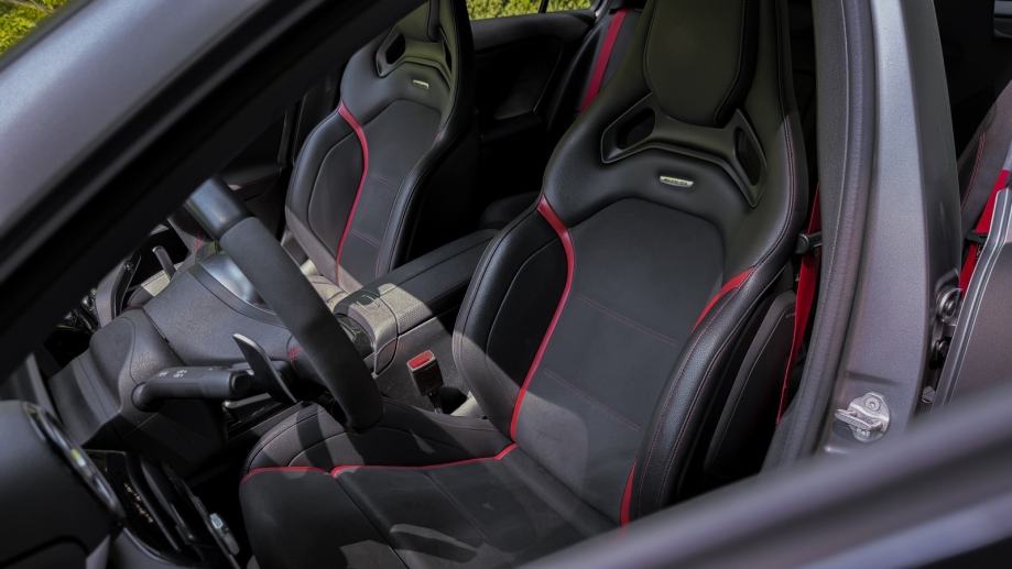 Mercedes-Benz A45 AMG 4MATIC+, fotografija 9