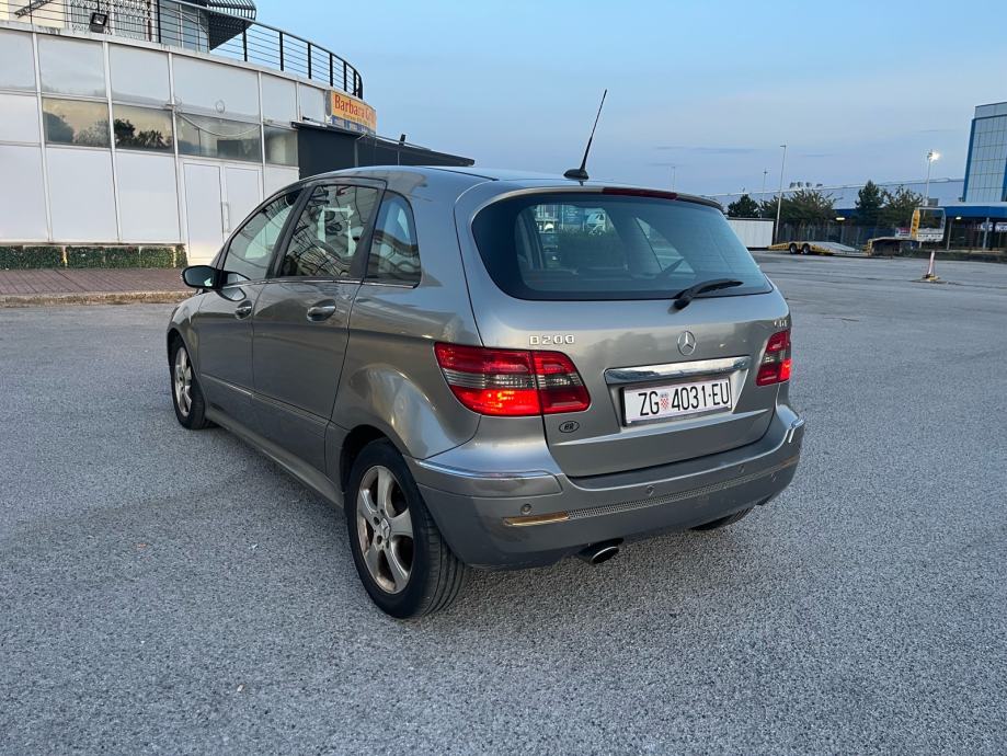 Mercedes-Benz B 200 CDI, fotografija 4