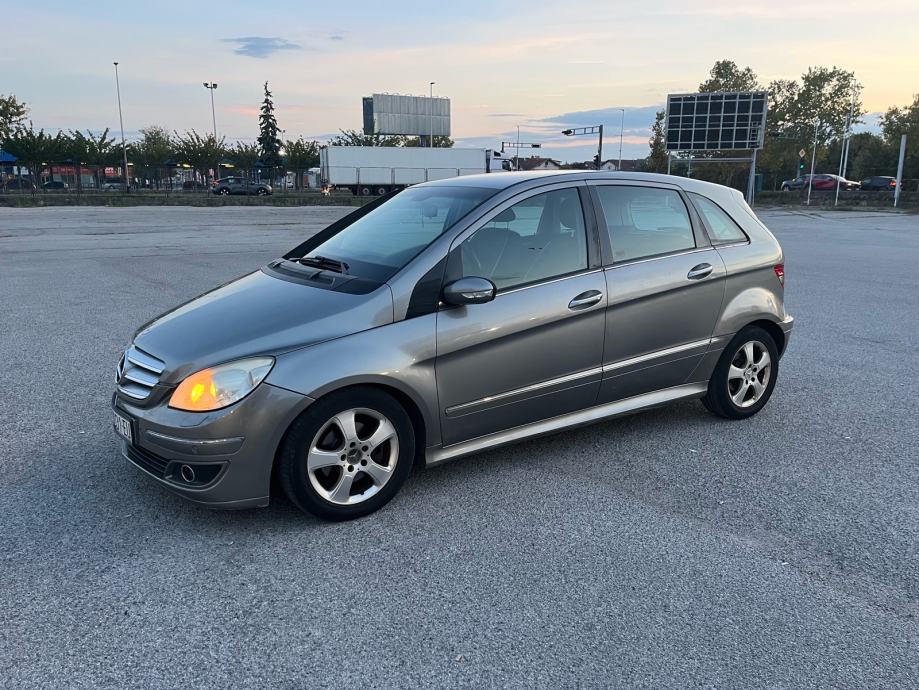 Mercedes-Benz B 200 CDI, fotografija 2