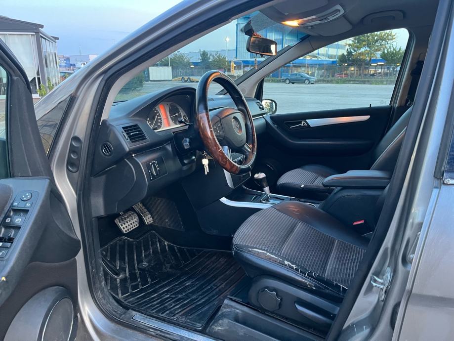 Mercedes-Benz B 200 CDI, fotografija 8