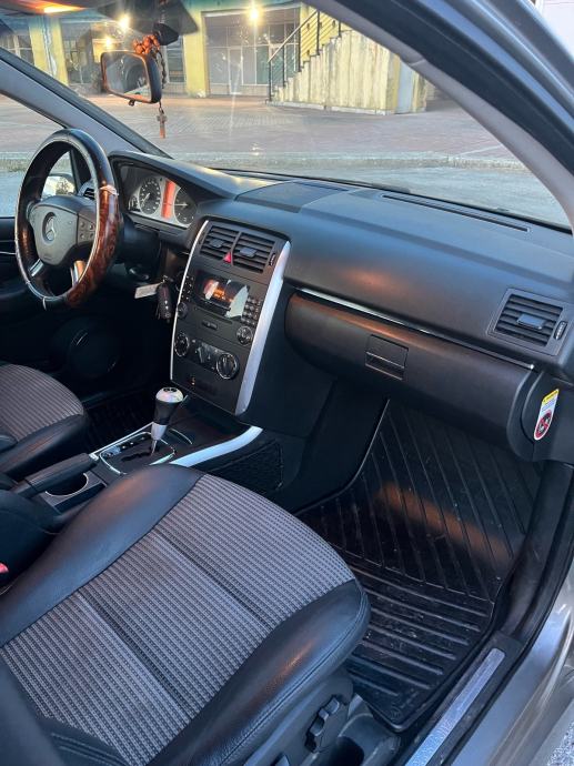 Mercedes-Benz B 200 CDI, fotografija 10
