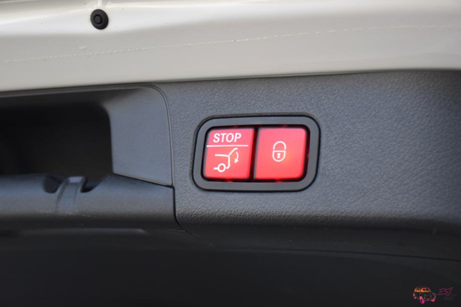 Mercedes-Benz B 200 d AMG-LINE NIGHT PANORAMA MEMORY KAMERA KEYLESS, fotografija 18
