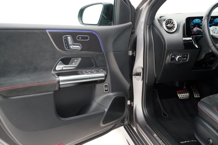 Mercedes-Benz B 220 4MATIC AMG Line | Cjena uključuje troškove uvoza, fotografija 9