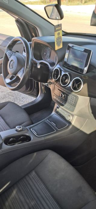 Mercedes-Benz B-klasa 160 d automatik, fotografija 3