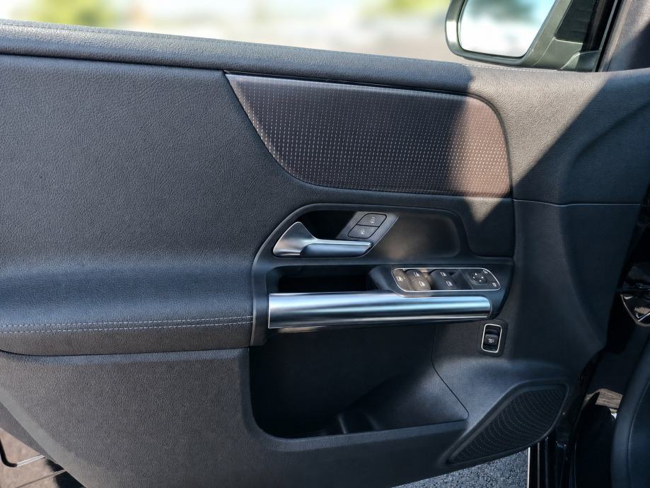 Mercedes-Benz B-klasa 180 ADVANCED AUT. - 3 godine jamstva, fotografija 16