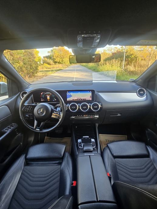 MERCEDES B-180D PROGRESSIVE//SERVISNA//JAMSTVO 12M//VIRTUAL//AUTOMATIK, fotografija 12