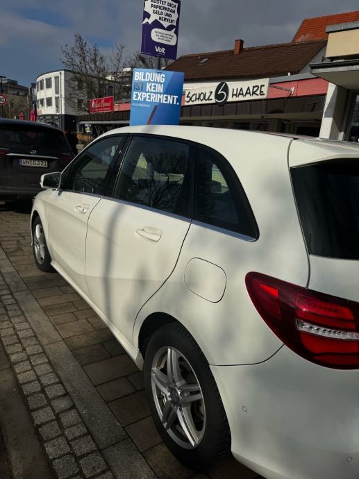 Mercedes-Benz B-klasa 180 automatik, fotografija 4