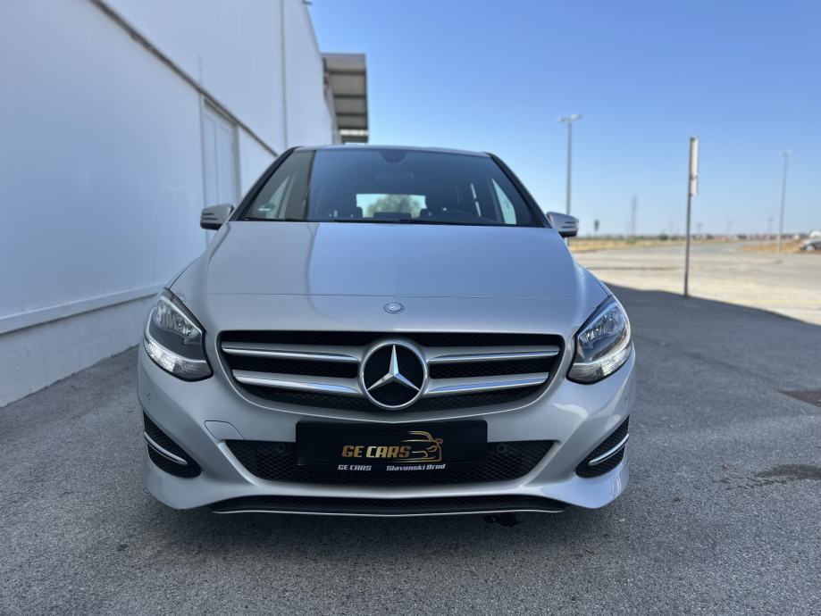 Mercedes-Benz B-klasa 180 CDI AUTOMATIK F1/LED/KAMERA/NAVI/TEMPOMAT, fotografija 3