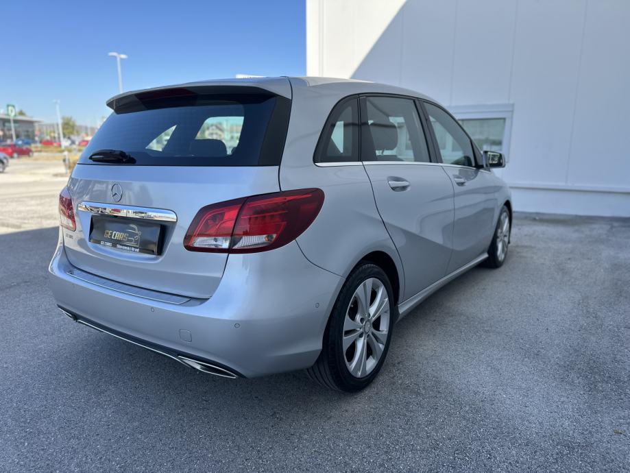 Mercedes-Benz B-klasa 180 CDI AUTOMATIK F1/LED/KAMERA/NAVI/TEMPOMAT, fotografija 5