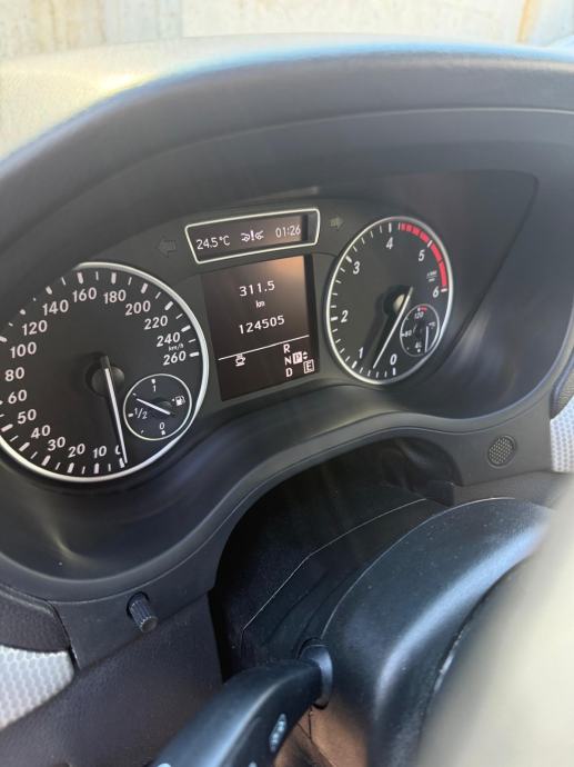 Mercedes-Benz B-klasa 180 CDI automatik, fotografija 6