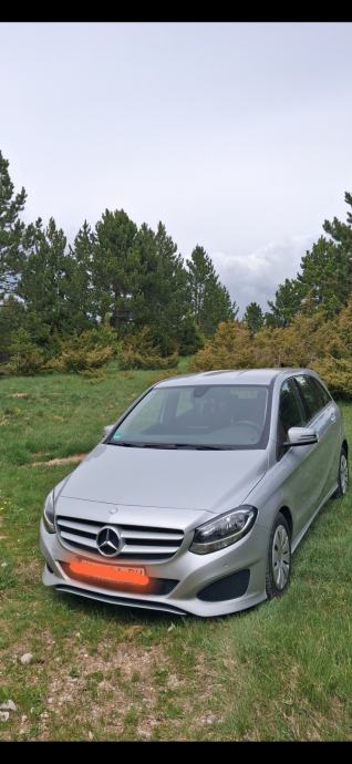 Mercedes-Benz B-klasa 180 CDI AUTOMATIK, fotografija 9