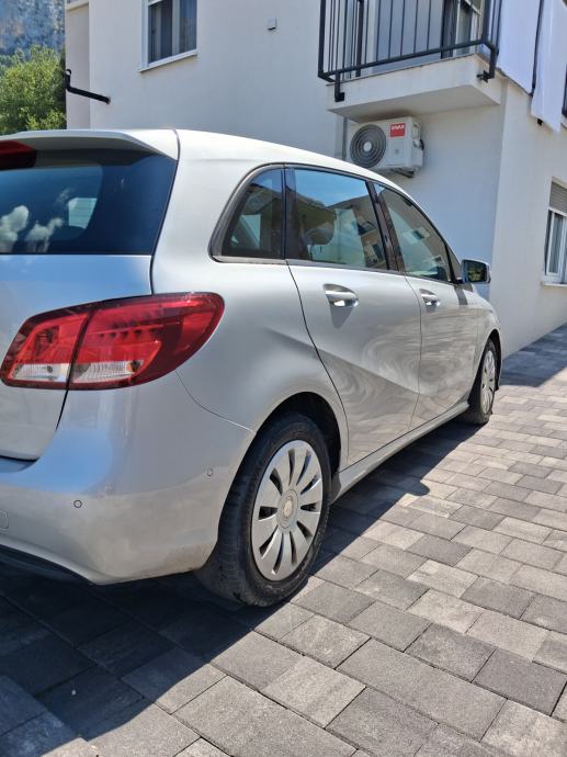 Mercedes-Benz B-klasa 180 CDI AUTOMATIK, fotografija 4