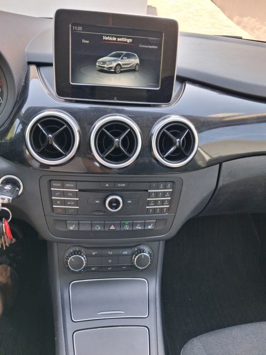Mercedes-Benz B-klasa 180 CDI AUTOMATIK, fotografija 8