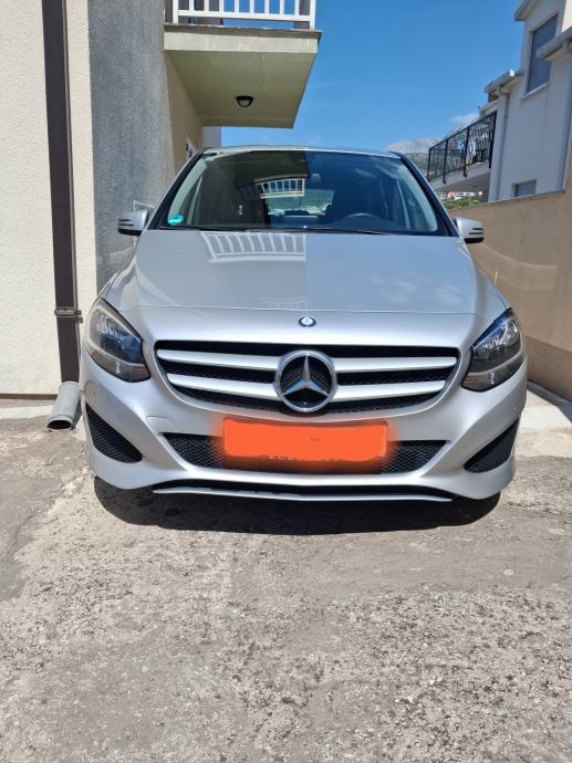 Mercedes-Benz B-klasa 180 CDI AUTOMATIK, fotografija 2
