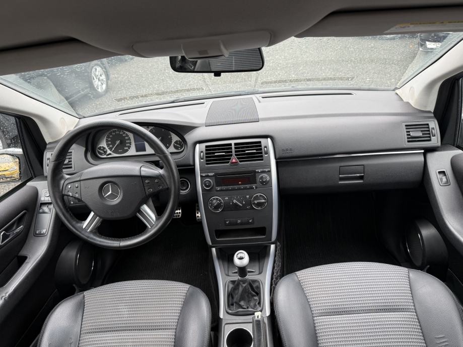Mercedes-Benz B-klasa 180 CDI SPORT,ALU 17,NOVE GUME,TOP STANJE!, fotografija 11