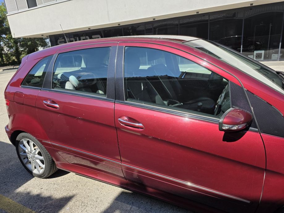 Mercedes-Benz B-klasa 180 CDI, pogled izvana - slika 4
