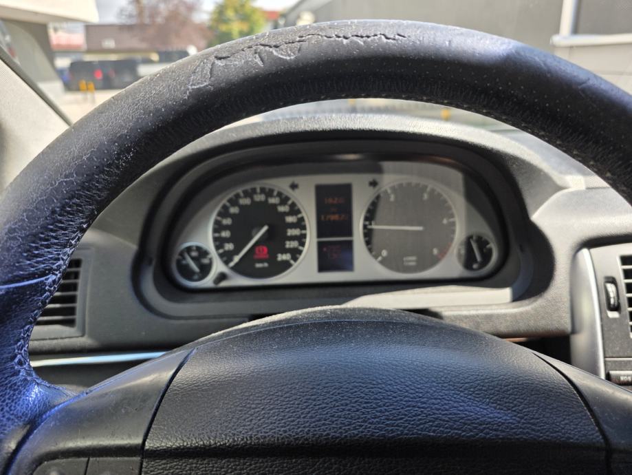 Mercedes-Benz B-klasa 180 CDI, fotografija 8