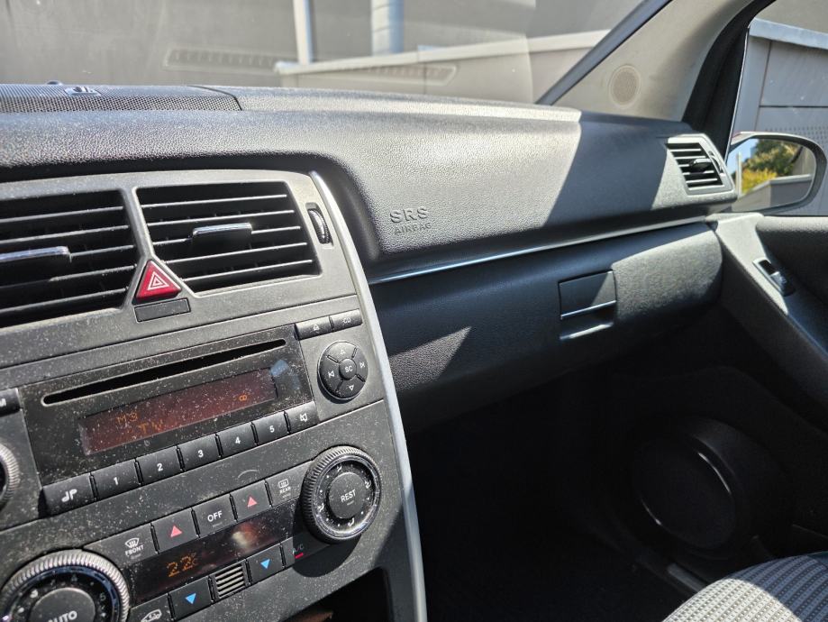 Mercedes-Benz B-klasa 180 CDI, fotografija 9