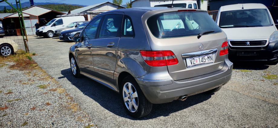 Mercedes-Benz B-klasa 180 CDI, fotografija 11