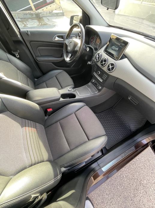 Mercedes-Benz B-klasa 180 d automatik, fotografija 10
