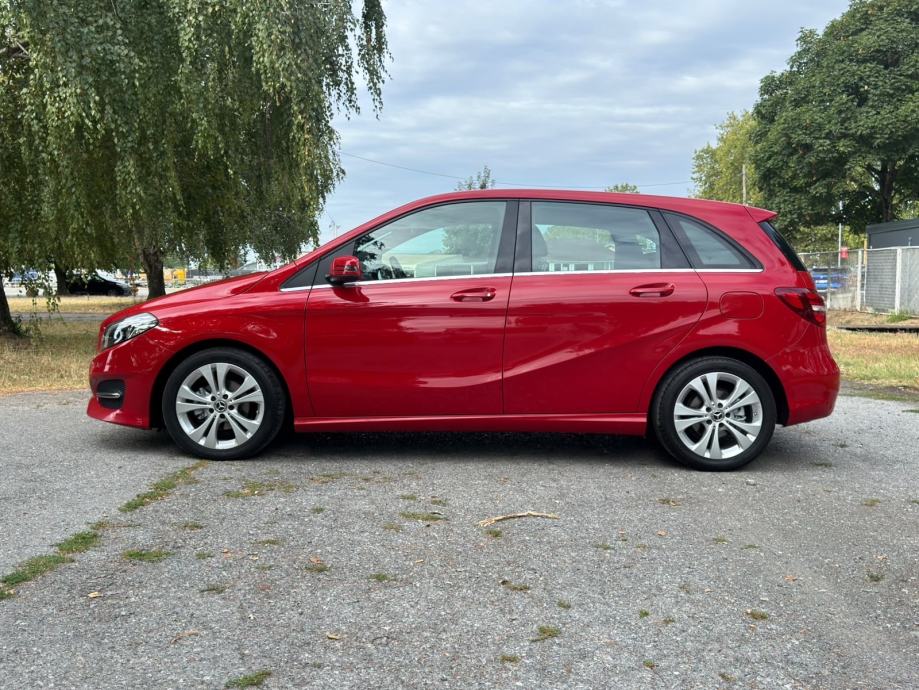 Mercedes-Benz B-klasa 180 d-LED-NAVIGACIJA-TEMPOMAT-GR.SJEDALA, fotografija 2