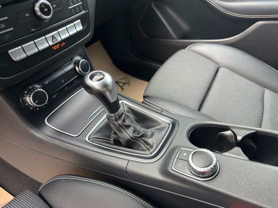 Mercedes-Benz B-klasa 180 d-LED-NAVIGACIJA-TEMPOMAT-GR.SJEDALA, fotografija 15