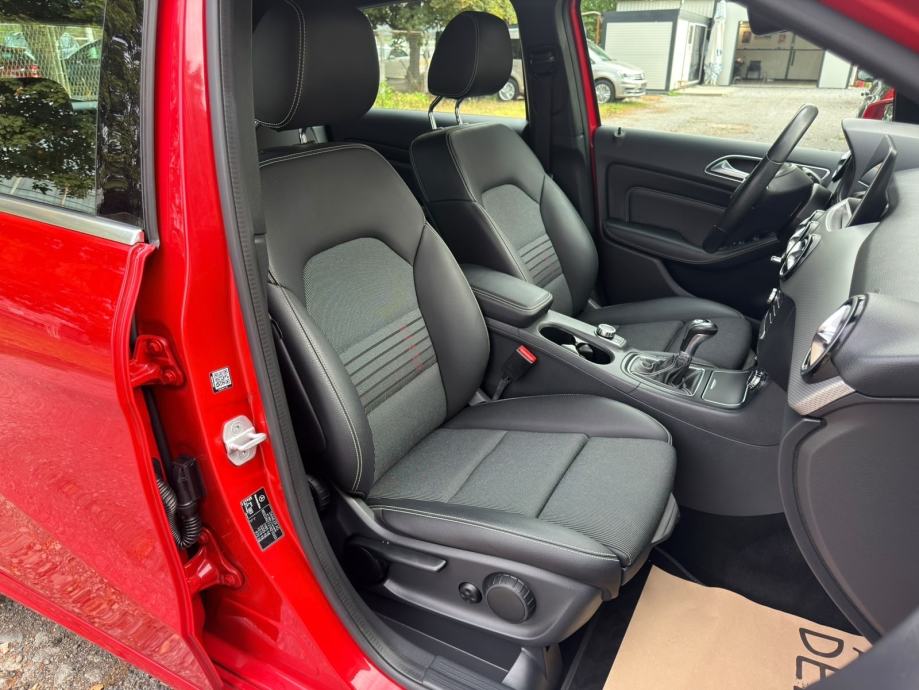 Mercedes-Benz B-klasa 180 d-LED-NAVIGACIJA-TEMPOMAT-GR.SJEDALA, fotografija 18