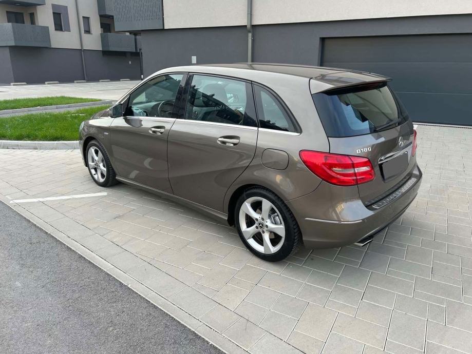 Mercedes Benz B klasa 180CDI DIESEL REGA 11./2027.! KOŽA! TOP STANJE!, pogled izvana - slika 3