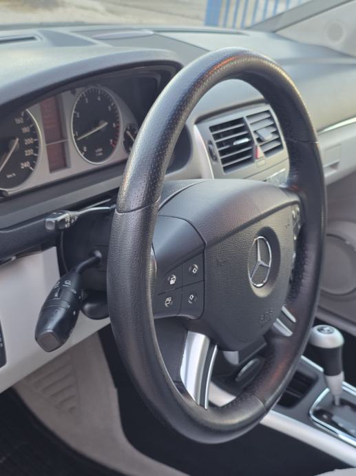 Mercedes-Benz B-klasa 200 ## AUTOMATIK ## BENZIN- PLIN, fotografija 9
