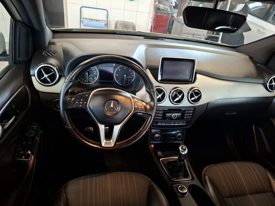 Mercedes-Benz B-klasa 200 CDI, fotografija 9