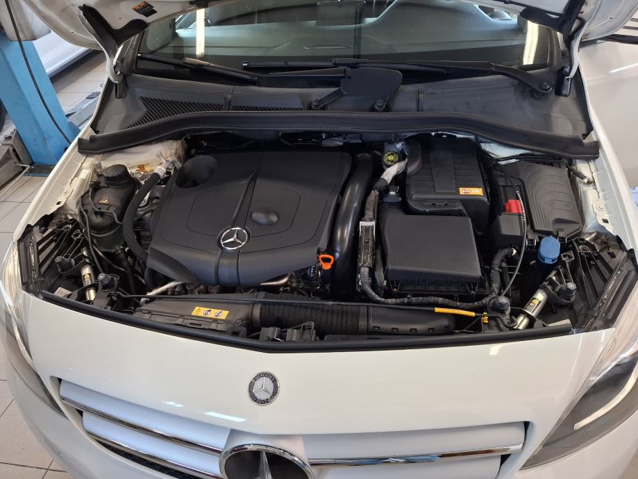 Mercedes-Benz B-klasa 200 CDI, fotografija 13