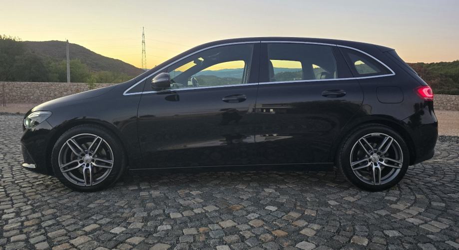 Mercedes-Benz B-klasa 200 d automatik, fotografija 8