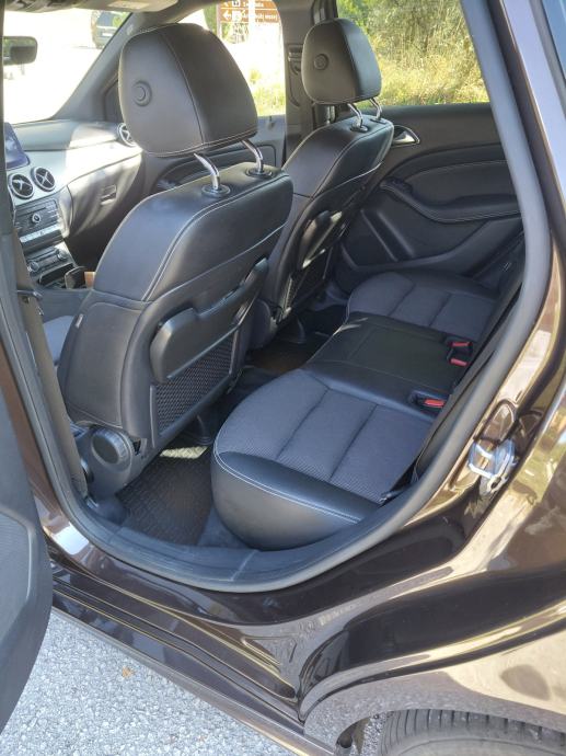 Mercedes-Benz B-klasa 200 d automatik, fotografija 12