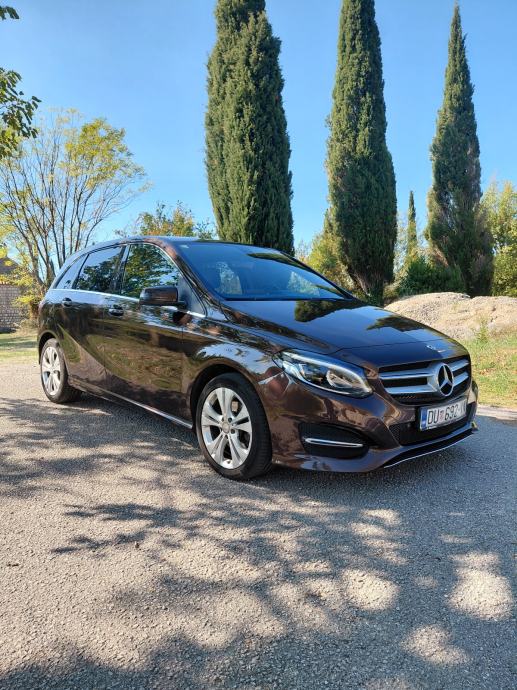 Mercedes-Benz B-klasa 200 d automatik, fotografija 5