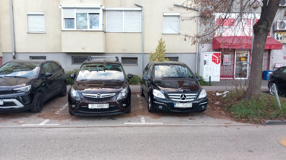 Mercedes-Benz B-klasa 200, registriran, fotografija 9