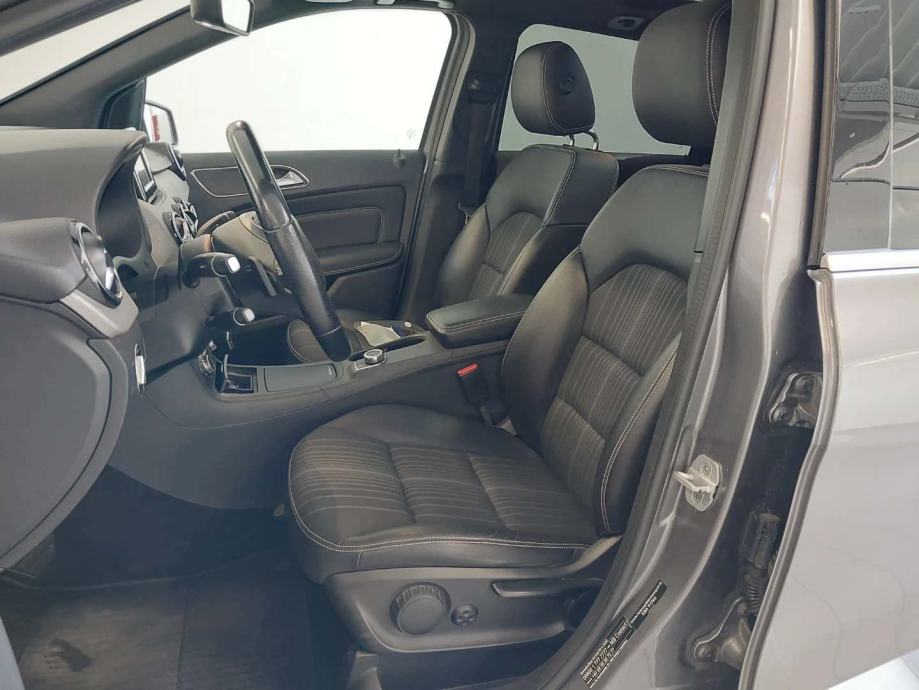 Mercedes-Benz B-klasa 220 CDI Automatik • SPORT • PANORAMA • Bi-XENON, fotografija 12