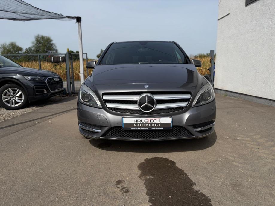 Mercedes-Benz B-klasa 220 CDI Automatik • SPORT • PANORAMA • Bi-XENON, fotografija 2