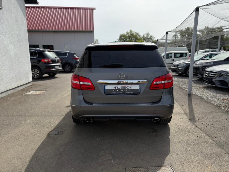 Mercedes-Benz B-klasa 220 CDI Automatik • SPORT • PANORAMA • Bi-XENON, fotografija 6