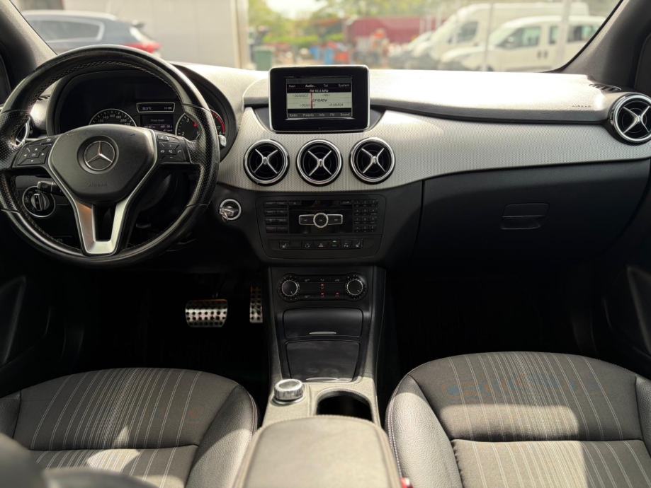 Mercedes-Benz B-klasa 220 CDI Automatik • SPORT • PANORAMA • Bi-XENON, fotografija 10