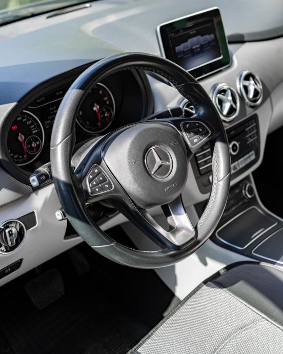 Mercedes-Benz B-klasa 180d automatik Facelift, fotografija 11