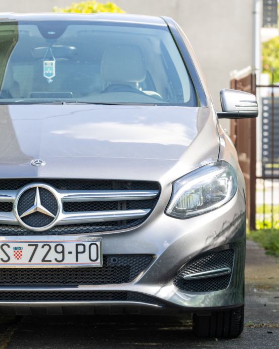 Mercedes-Benz B-klasa 180d automatik Facelift, fotografija 3