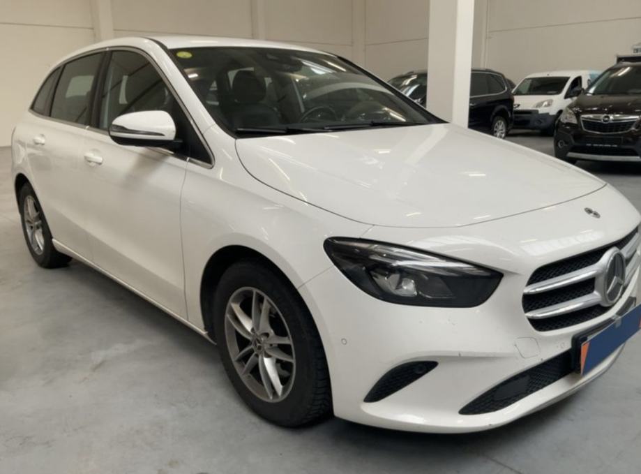 Mercedes-Benz B-klasa B 200d PROGRESSIVE automatik, fotografija 2
