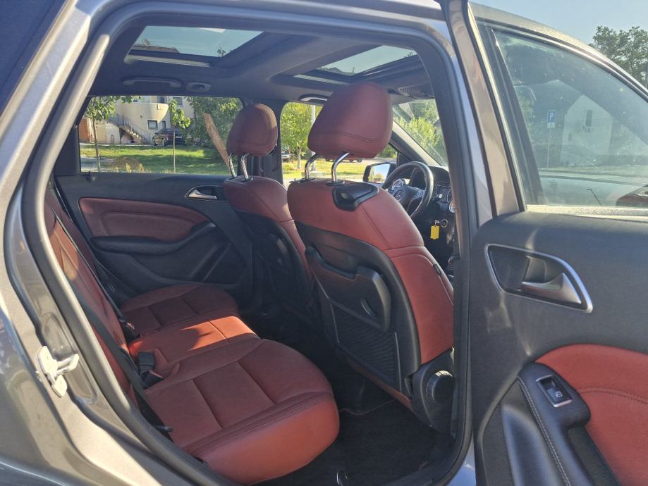 MERCEDES-BENZ B200 CDI, EXLUSIVE EDITION, JAMSTVO 1.GOD, TOP STANJE, fotografija 12