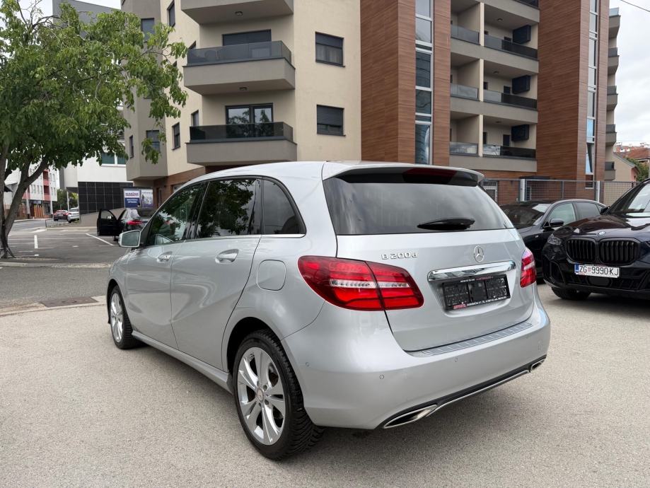 Mercedes-Benz B200d STYLE **FACELIFT**AUTOMATIK**, fotografija 6