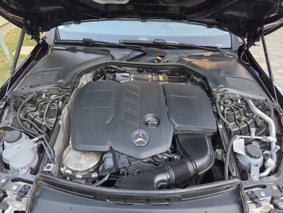 Mercedes-Benz C 200 d AVANTGARDE /KAMERA 360/DISTRONIC, fotografija 9