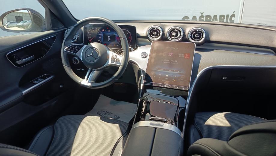 Mercedes-Benz C 200 D Avantgarde, fotografija 12